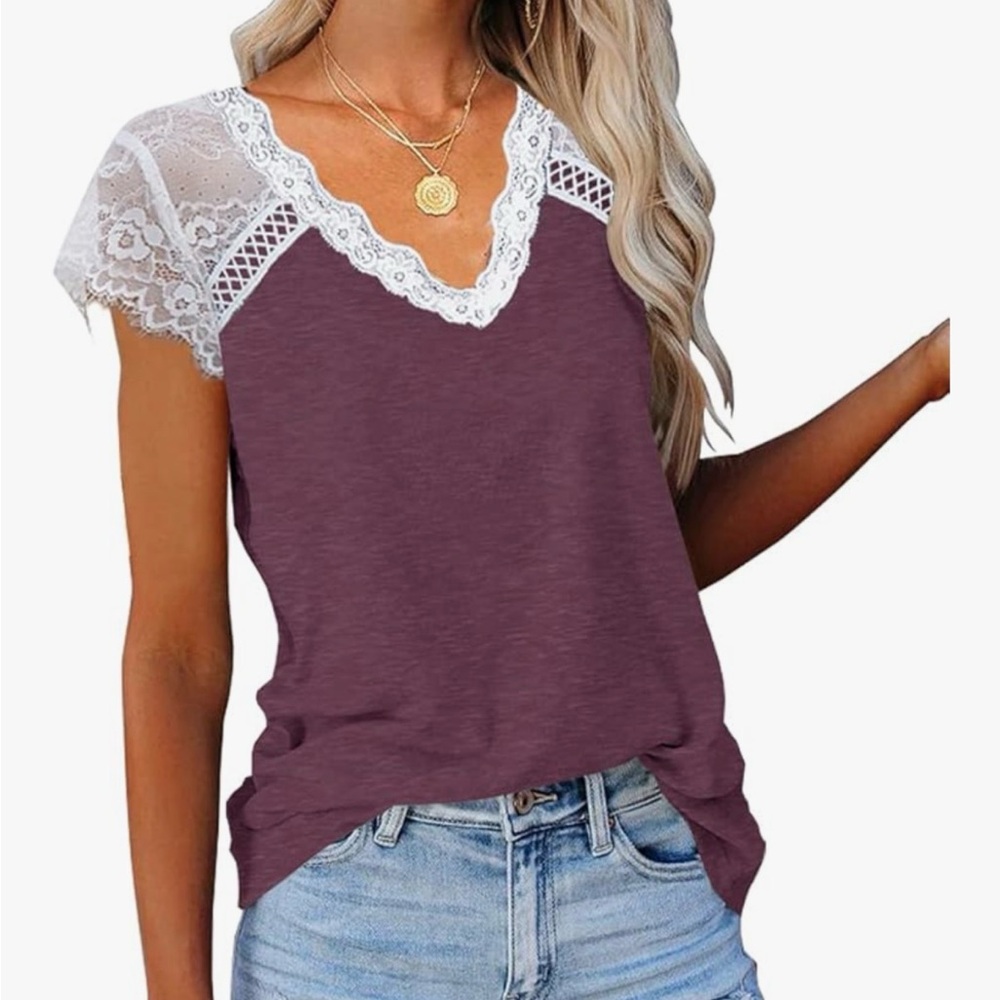 Lace Trim V-Neck Short Sleeve Top - Burgundy